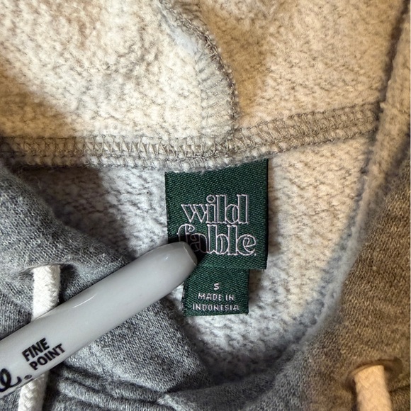 Wild Fable Gray Cropped Hoodie Small - Picture 3 of 7